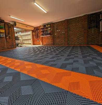 Tejas de piso de garaje de plástico cuadrado entrelazadas Alfombras de piso de garaje resistentes al agua