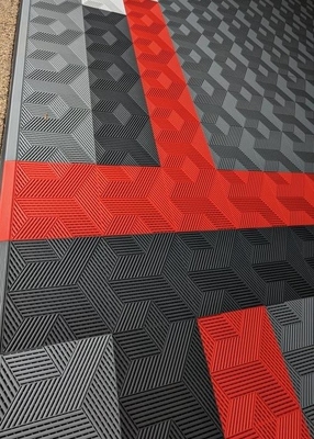 Modelo 3D de tejas de piso de garaje 620g por teja para limpieza rápida