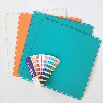 Tejas de garaje de PVC entrelazadas texturizadas 6.5 mm Anti-UV Anti-envejecimiento Anti-impacto